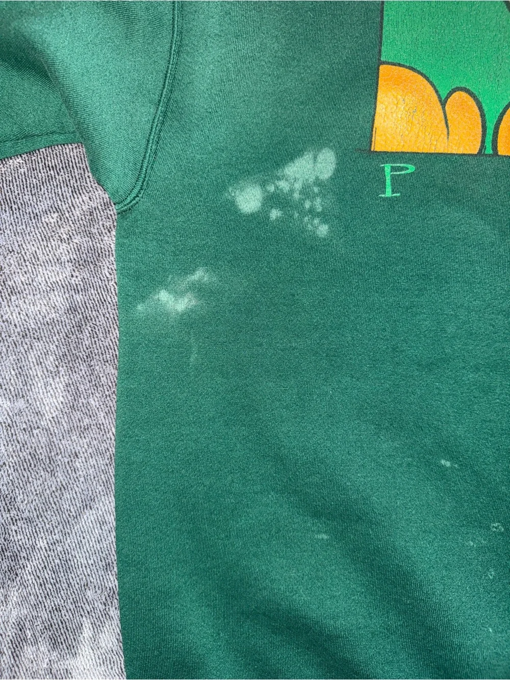 90s Disney Crewneck Sweatshirt with Yellow Winnie the Pooh Vintage